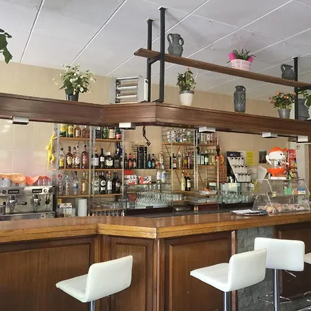 Homestay Restaurant Bellavista *