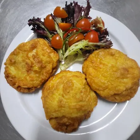 Homestay Restaurant Bellavista *